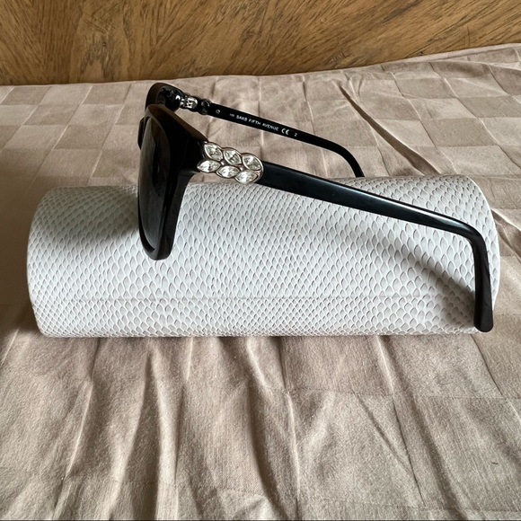 Saks fifth avenue 83/S 0807 sunglasses with stones encrusted in both sides - Picture 10 of 14